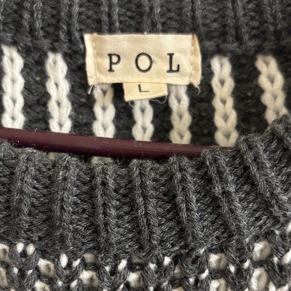 POL Gray Heart Knit Sweater - Picture 2 of 4